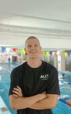 Инструктор водных программ Паркин Ярослав