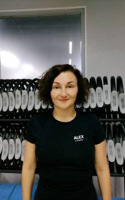 Инструктор групповых программ Кожухова   Елена