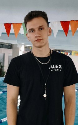 инструктор водных программ Чиров Александр