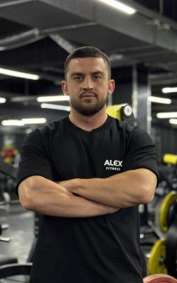 Инструктор тренажерного зала Сорокин  Дмитрий